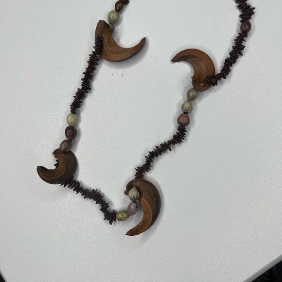 70's Vintage Necklace Hawaiian Koa Apple Seed Brown Puka Shell Tourist Lei Boho - Picture 7 of 11